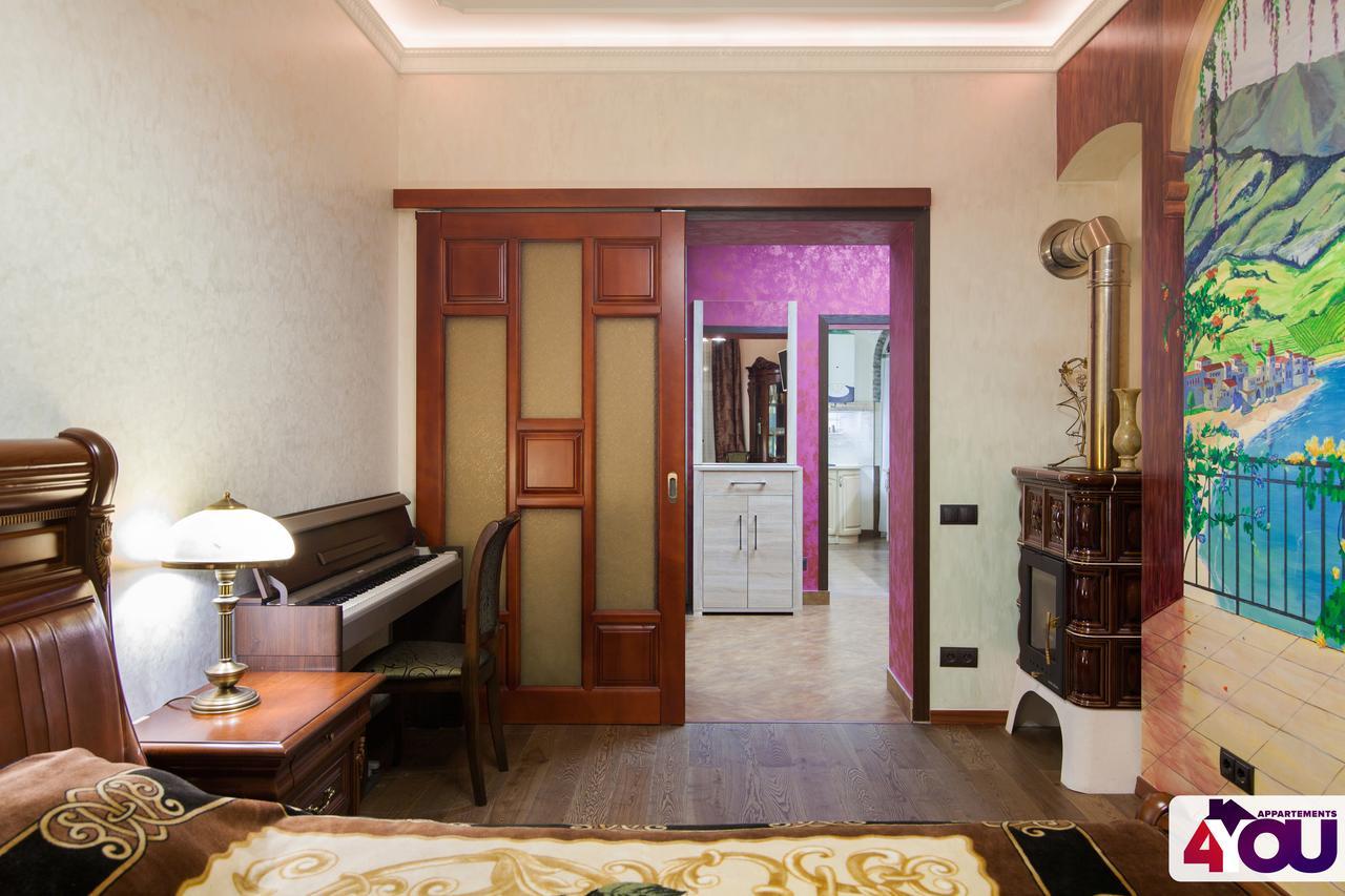 4You Apartaments Leopoli Esterno foto